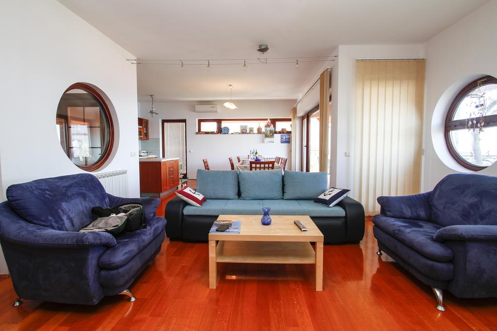 Apartman Lavanda Kali Exterior photo